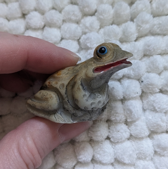 Frog Figurine Bundle - Picture 2 of 16